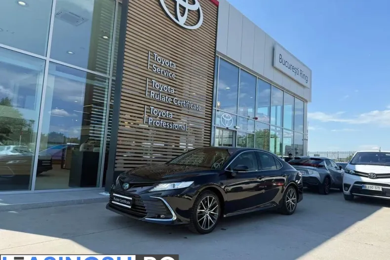 Toyota Camry din 2023 cu 38.436 km - oferta TOY233341 - foto 1