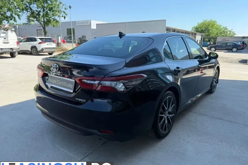 Toyota Camry din 2023 cu 38.436 km - oferta TOY233341 - foto 8