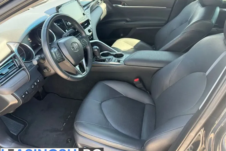Toyota Camry din 2023 cu 38.436 km - oferta TOY233341 - foto 19