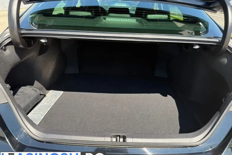 Toyota Camry din 2023 cu 38.436 km - oferta TOY233341 - foto 23