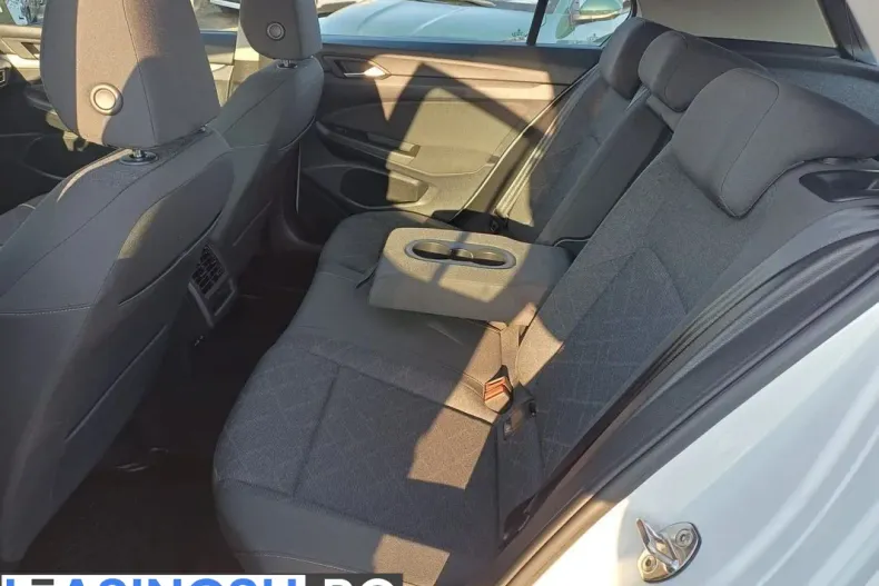 Volkswagen Golf din 2021 cu 107.352 km - oferta VOL233342 - foto 8