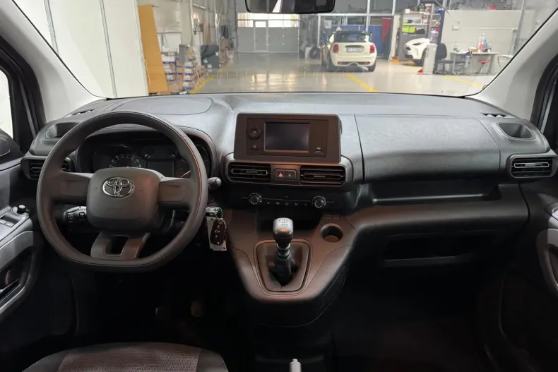 Toyota Proace din 2023 cu 10 km - oferta TOY233345 - foto 14