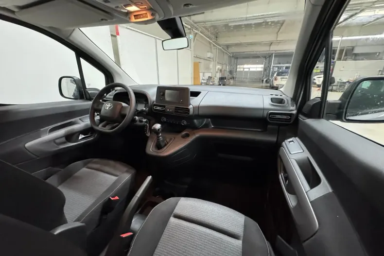Toyota Proace din 2023 cu 10 km - oferta TOY233345 - foto 16