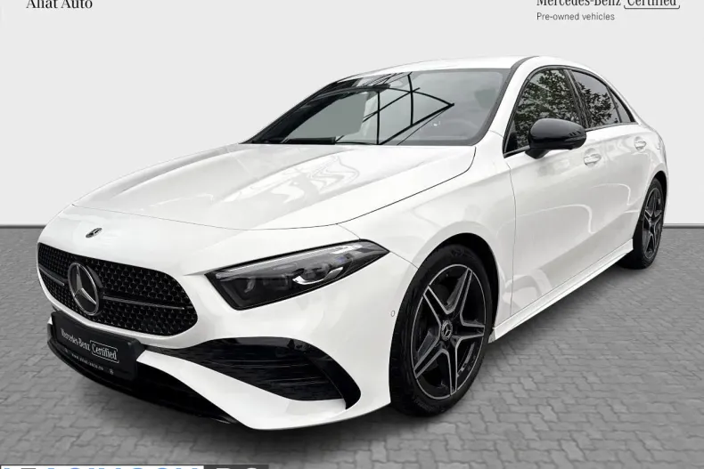 Mercedes-Benz A 220 (Clasa A) din 2024 cu 8.160 km - oferta MER233366 - foto 1