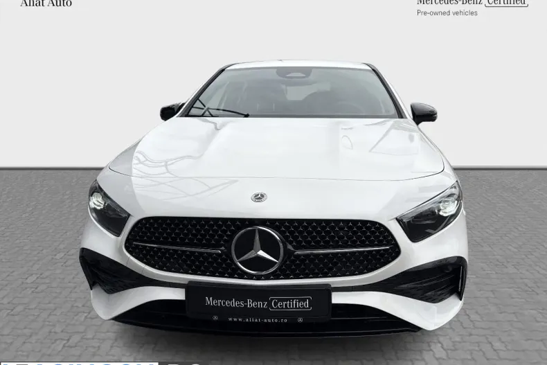 Mercedes-Benz A 220 (Clasa A) din 2024 cu 8.160 km - oferta MER233366 - foto 13