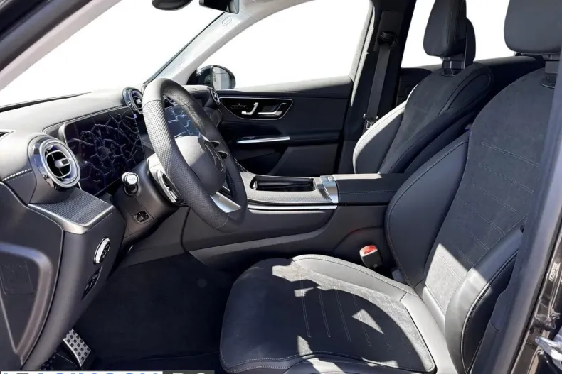 Mercedes-Benz GLC (Clasa GLC) din 2025 cu 6.000 km - oferta MER233373 - foto 12