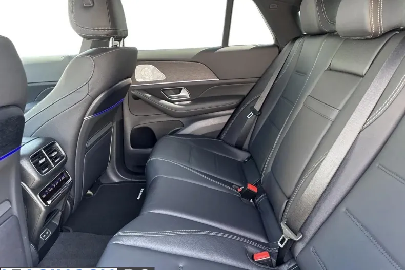 Mercedes-Benz GLE 400 (Clasa GLE) din 2026 cu 4 km - oferta MER233374 - foto 12