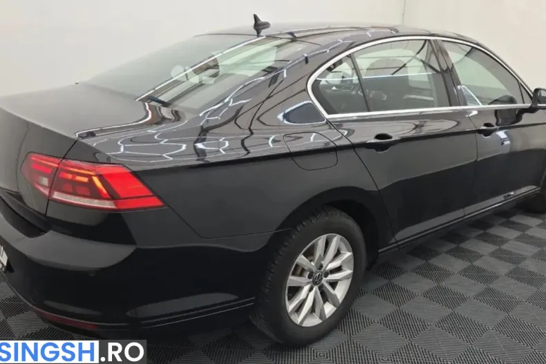 Volkswagen Passat din 2021 cu 177.315 km - oferta VOL233378 - foto 3