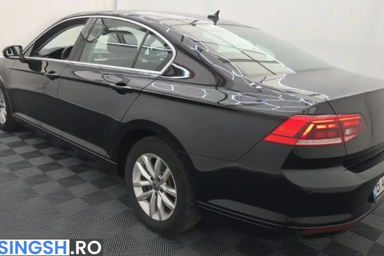 Volkswagen Passat din 2021 cu 177.315 km - oferta VOL233378 - foto 4