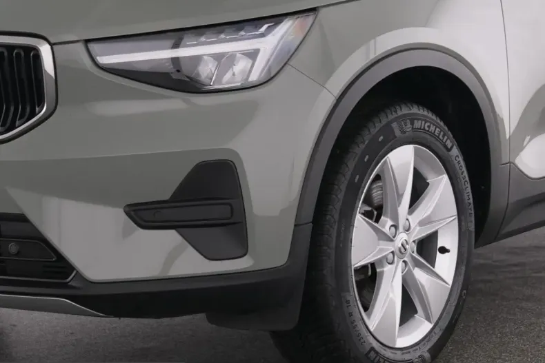 Volvo XC40 din 2024 cu 21.424 km - oferta VOL233381 - foto 8