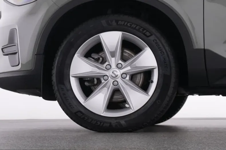 Volvo XC40 din 2024 cu 21.424 km - oferta VOL233381 - foto 19