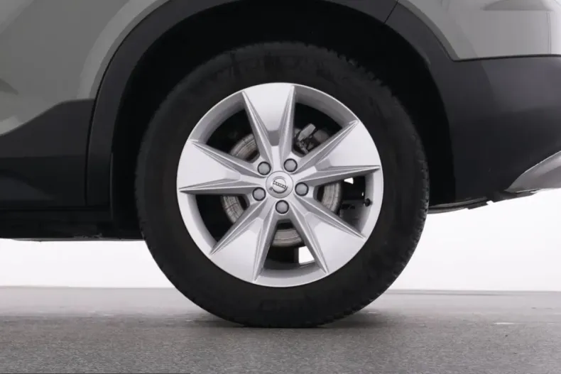 Volvo XC40 din 2024 cu 21.424 km - oferta VOL233381 - foto 20