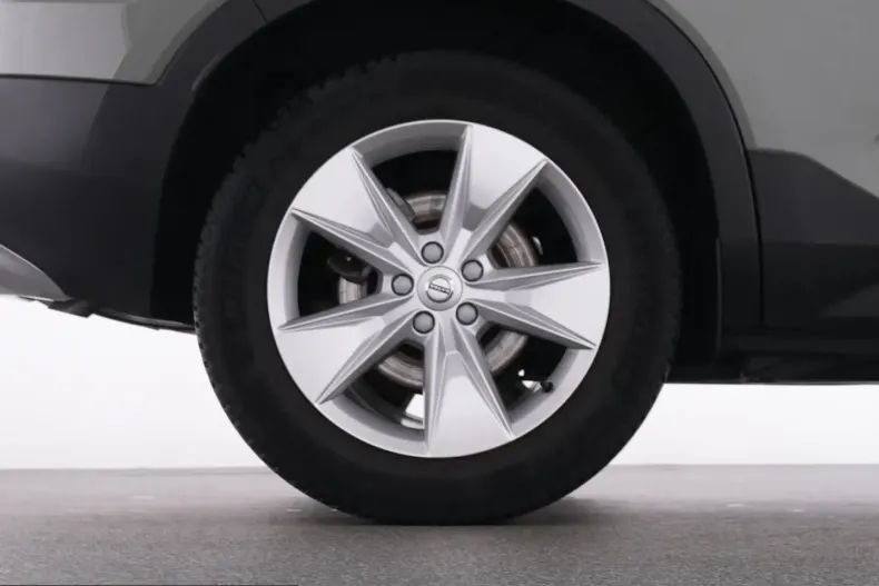 Volvo XC40 din 2024 cu 21.424 km - oferta VOL233381 - foto 22