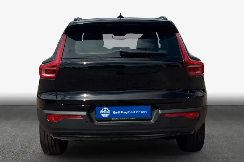 Volvo XC40 din 2025 cu 13.708 km - oferta VOL233383 - foto 4