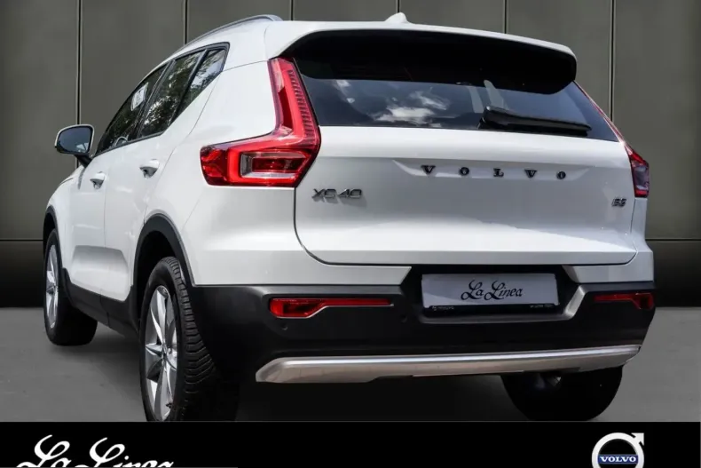 Volvo XC40 din 2024 cu 46.300 km - oferta VOL233385 - foto 2