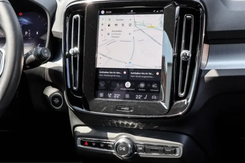Volvo XC40 din 2024 cu 46.300 km - oferta VOL233385 - foto 7