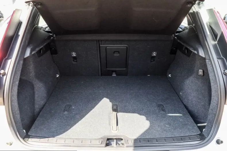 Volvo XC40 din 2024 cu 46.300 km - oferta VOL233385 - foto 11