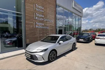 Toyota Camry din 2024 - oferta TOY233387
