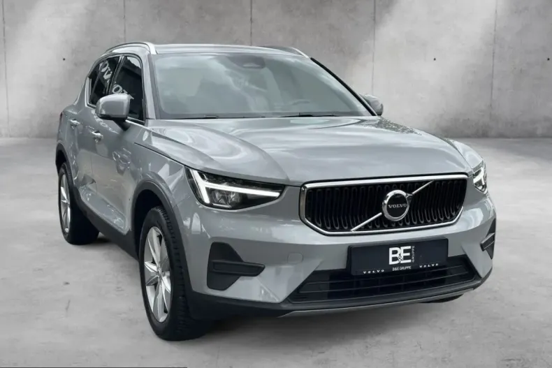 Volvo XC40 din 2024 cu 40.369 km - oferta VOL233389 - foto 2