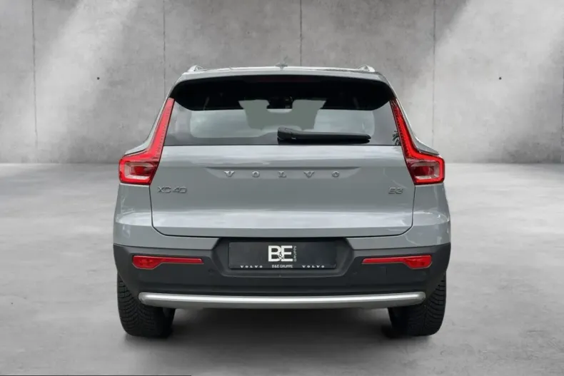 Volvo XC40 din 2024 cu 40.369 km - oferta VOL233389 - foto 4