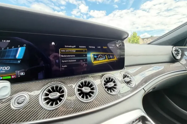 Mercedes-Benz AMG GT (Clasa GT) din 2023 cu 31.587 km - oferta MER233393 - foto 30