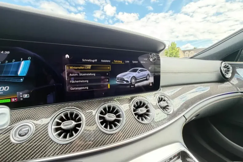 Mercedes-Benz AMG GT (Clasa GT) din 2023 cu 31.587 km - oferta MER233393 - foto 32