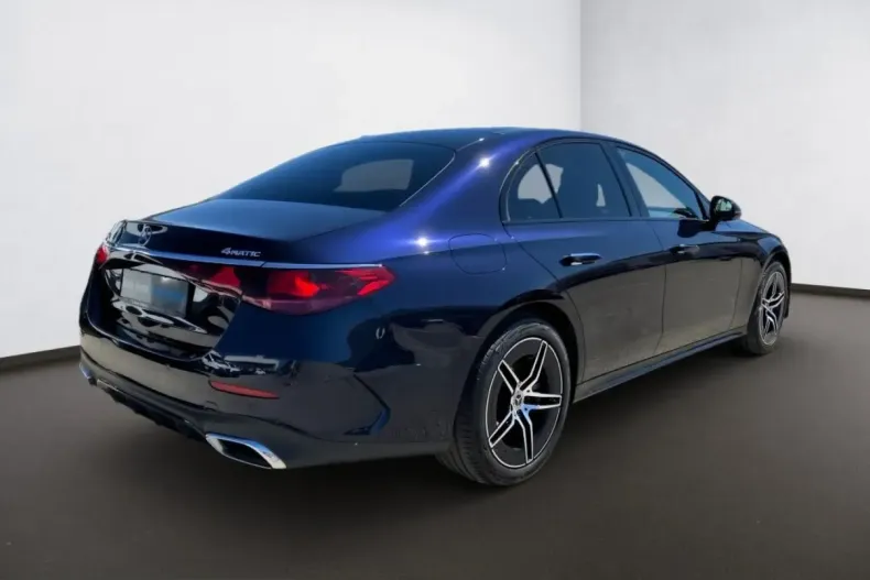 Mercedes-Benz E 300 (Clasa E) din 2024 cu 32.270 km - oferta MER233398 - foto 4