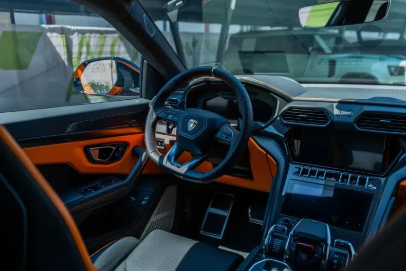 Lamborghini Urus din 2025 cu 4.425 km - oferta LAM233402 - foto 11