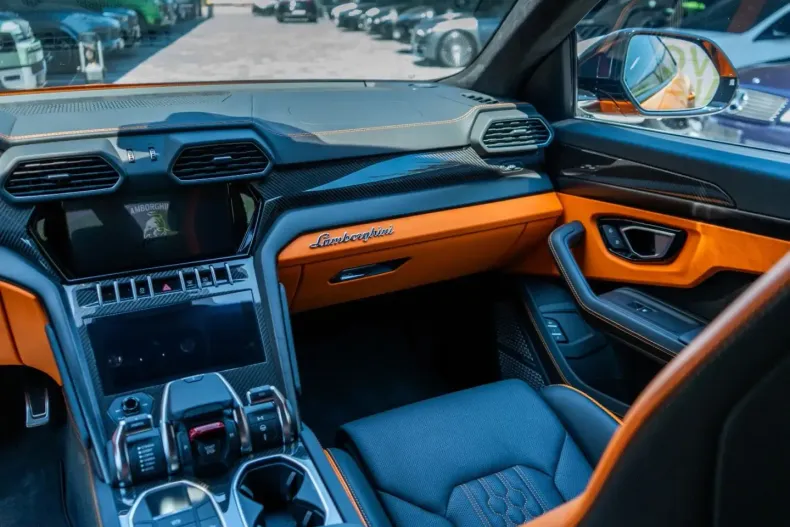 Lamborghini Urus din 2025 cu 4.425 km - oferta LAM233402 - foto 14