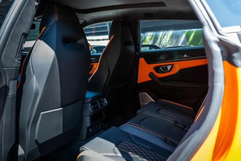 Lamborghini Urus din 2025 cu 4.425 km - oferta LAM233402 - foto 32