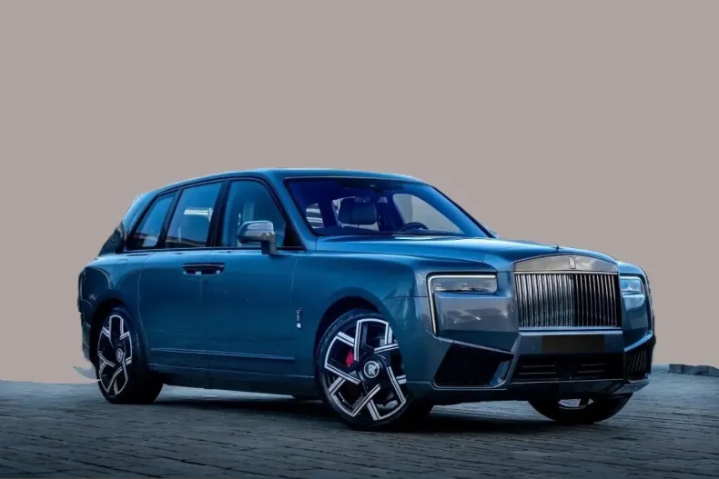 Rolls-Royce Cullinan din 2024 cu 10.950 km - oferta ROL233403 - foto 1