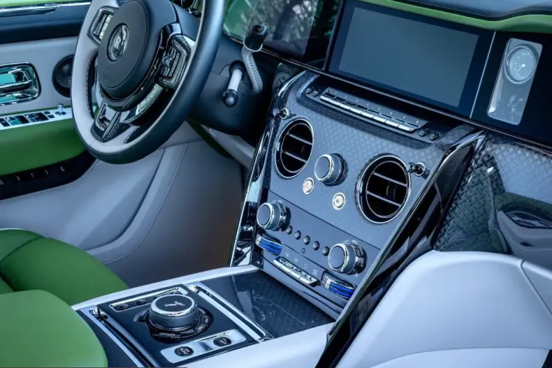 Rolls-Royce Cullinan din 2024 cu 10.950 km - oferta ROL233403 - foto 9