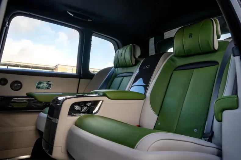 Rolls-Royce Cullinan din 2024 cu 10.950 km - oferta ROL233403 - foto 10