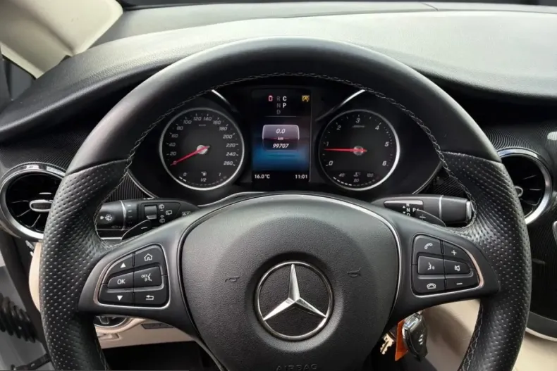 Mercedes-Benz V 300 (Clasa V) din 2021 cu 99.311 km - oferta MER233406 - foto 7