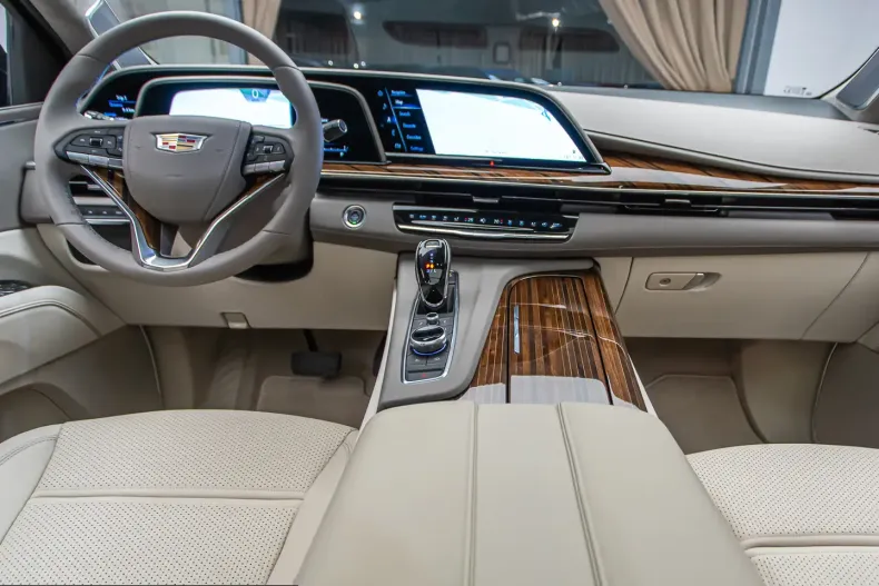 Cadillac Escalade din 2023 cu 69.000 km - oferta CAD233408 - foto 31