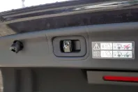 Mercedes-Benz C 400 (Clasa C) din 2023 cu 27.070 km - oferta MER233409 - foto 13