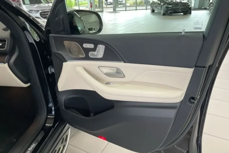 Mercedes-Benz GLE 400 (Clasa GLE) din 2023 cu 45.310 km - oferta MER233412 - foto 20