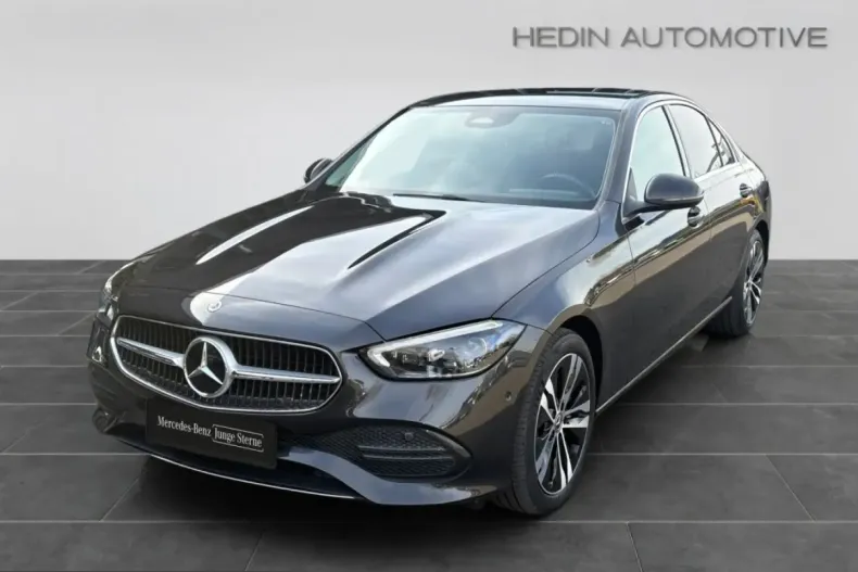 Mercedes-Benz C 400 (Clasa C) din 2024 cu 25.280 km - oferta MER233418 - foto 1