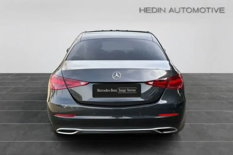Mercedes-Benz C 400 (Clasa C) din 2024 cu 25.280 km - oferta MER233418 - foto 4