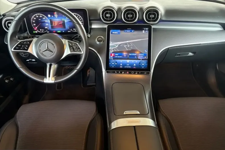 Mercedes-Benz C 400 (Clasa C) din 2024 cu 25.280 km - oferta MER233418 - foto 10