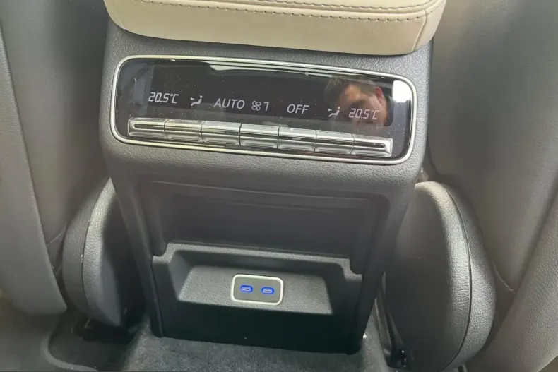 Mercedes-Benz GLE 63 AMG (Clasa GLE) din 2024 cu 24.900 km - oferta MER233422 - foto 16