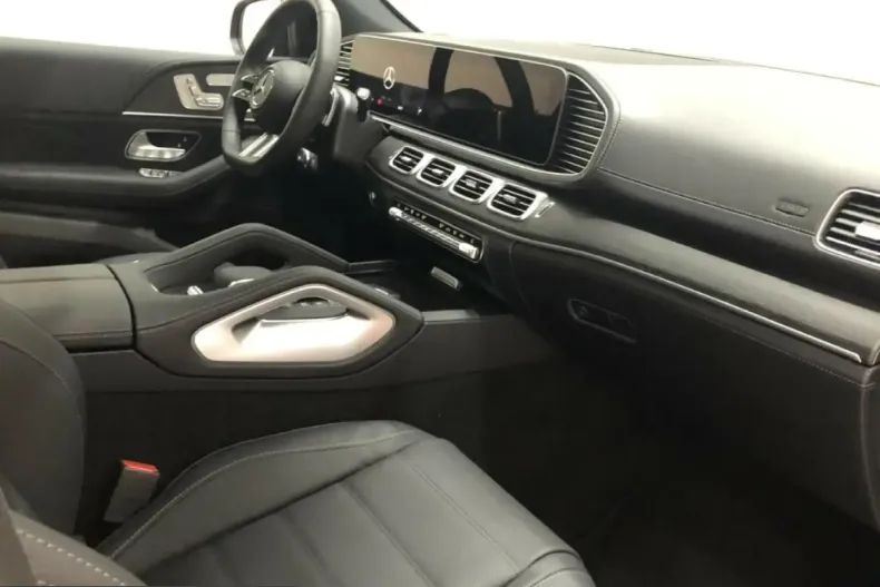 Mercedes-Benz GLE 450 (Clasa GLE) din 2025 cu 25.283 km - oferta MER233424 - foto 9