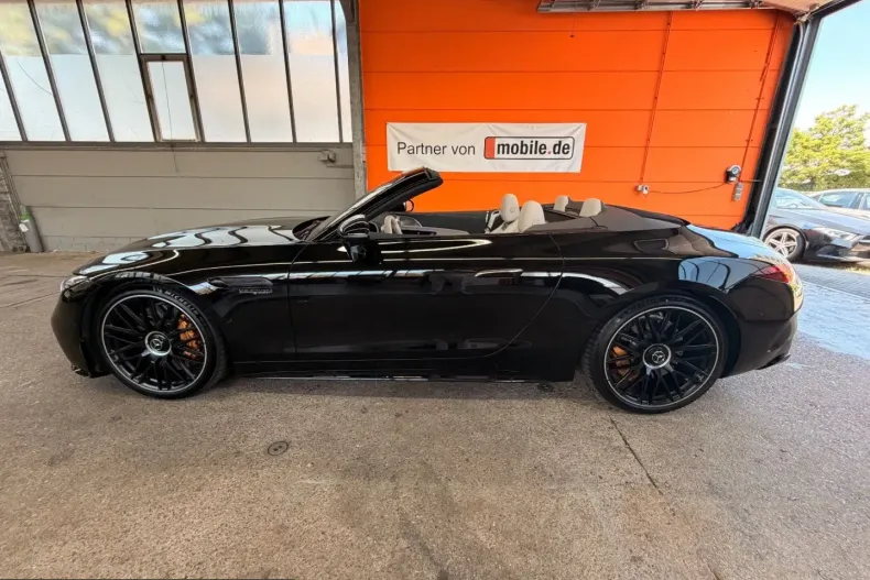 Mercedes-Benz SL 63 AMG (Clasa SL) din 2022 cu 28.000 km - oferta MER233425 - foto 10