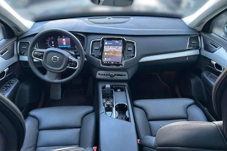 Volvo XC90 din 2024 cu 34.450 km - oferta VOL233428 - foto 8