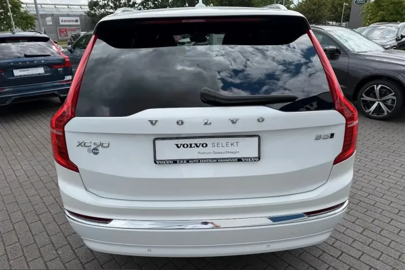 Volvo XC90 din 2024 cu 18.800 km - oferta VOL233429 - foto 7