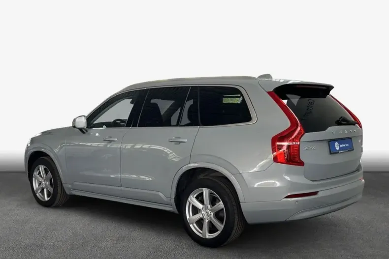 Volvo XC90 din 2024 cu 43.120 km - oferta VOL233431 - foto 2