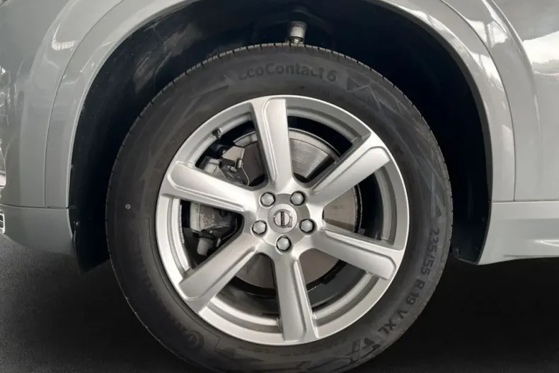 Volvo XC90 din 2024 cu 43.120 km - oferta VOL233431 - foto 6