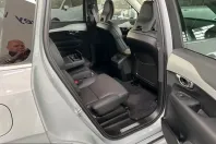 Volvo XC90 din 2024 cu 43.120 km - oferta VOL233431 - foto 19