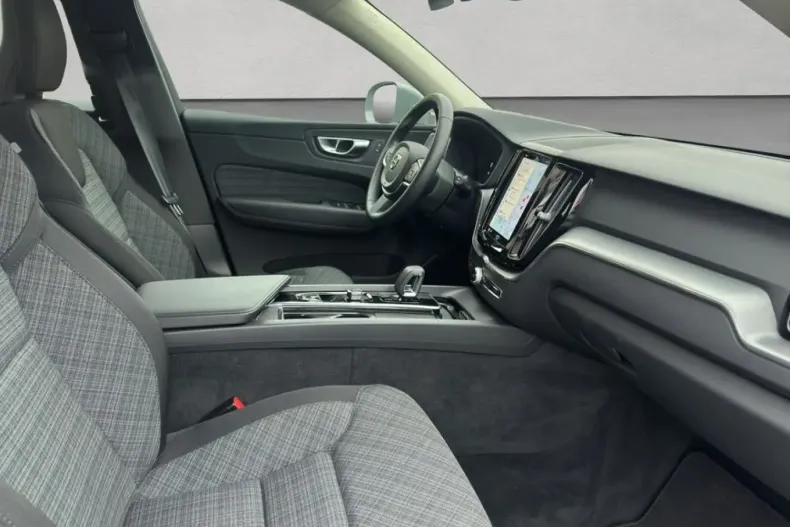 Volvo XC60 din 2024 cu 13.142 km - oferta VOL233433 - foto 15