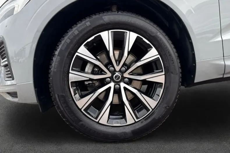 Volvo XC60 din 2024 cu 11.502 km - oferta VOL233434 - foto 6